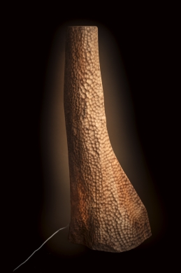 Lampa z ořechového dřeva 